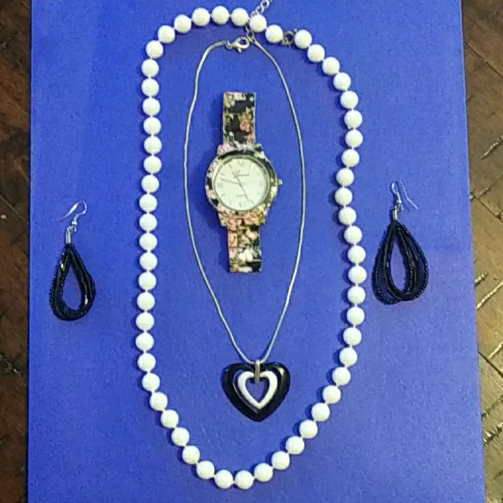 Classy Girl 4 piece Jewelry Set